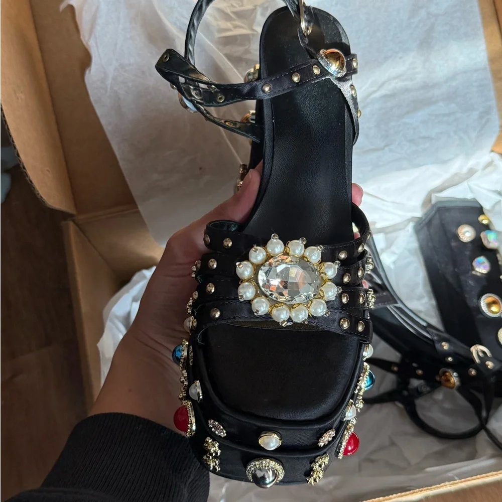 Embellished Black Platform Heels‎